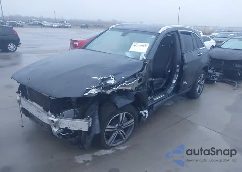 2020 Mercedes-Benz Glc 300 из США, поврежденный, VIN WDC0G8DB7LF695613